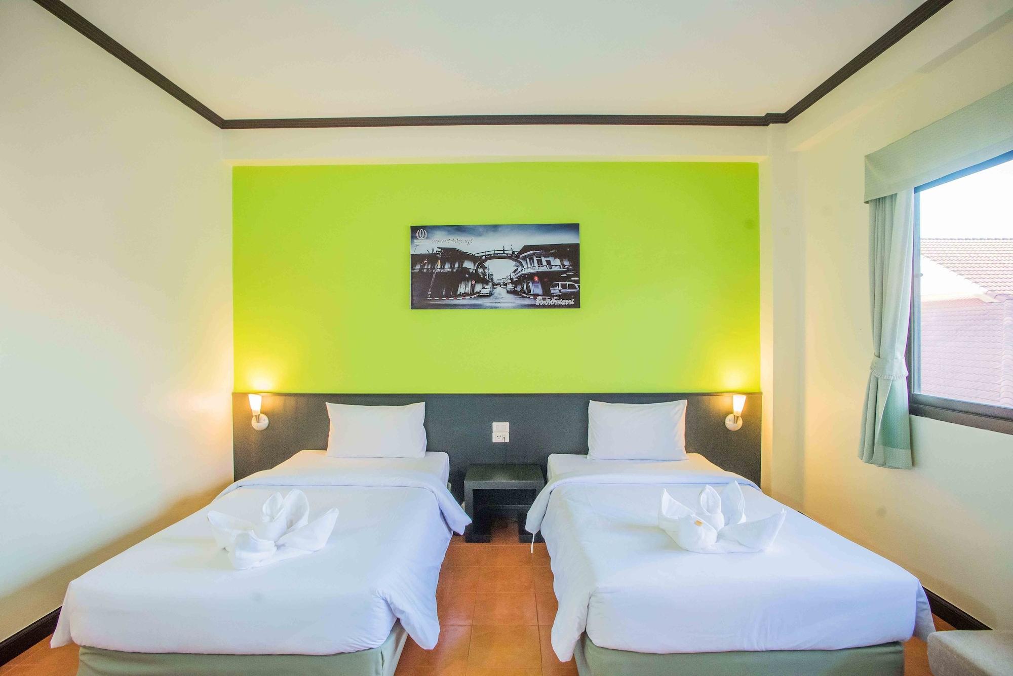 Bunjongburi Hotel Сурат-Тхані Екстер'єр фото