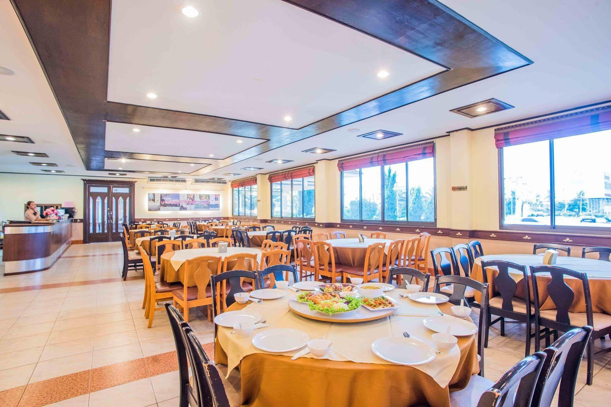 Bunjongburi Hotel Сурат-Тхані Екстер'єр фото